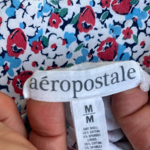 Floral 🌺🌸 Tube Top Ruffled Top, Tie in Back 🎀 - Picture 4 of 4